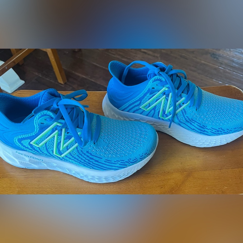 New Balance Women’s size 5.5 sneakers
